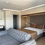 Point ホテル 4*